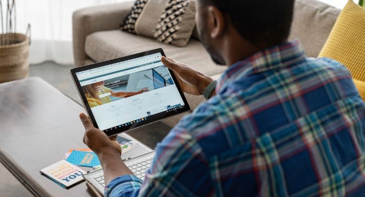 Divulgar vagas no LinkedIn: como atrair candidatos qualificados com estratégia