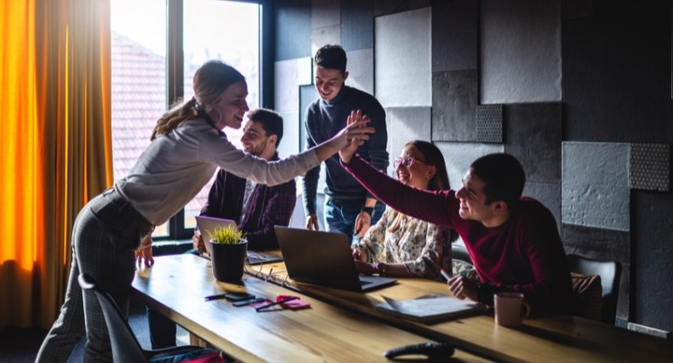Motivação: por que ela não surge do entusiasmo, mas da forma como o negócio avança
